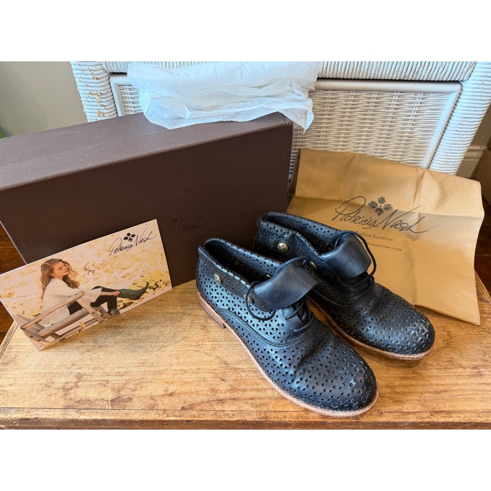 Patricia Nash Black Perforated Italian Leather Lace Up Oxford Boots dust bag